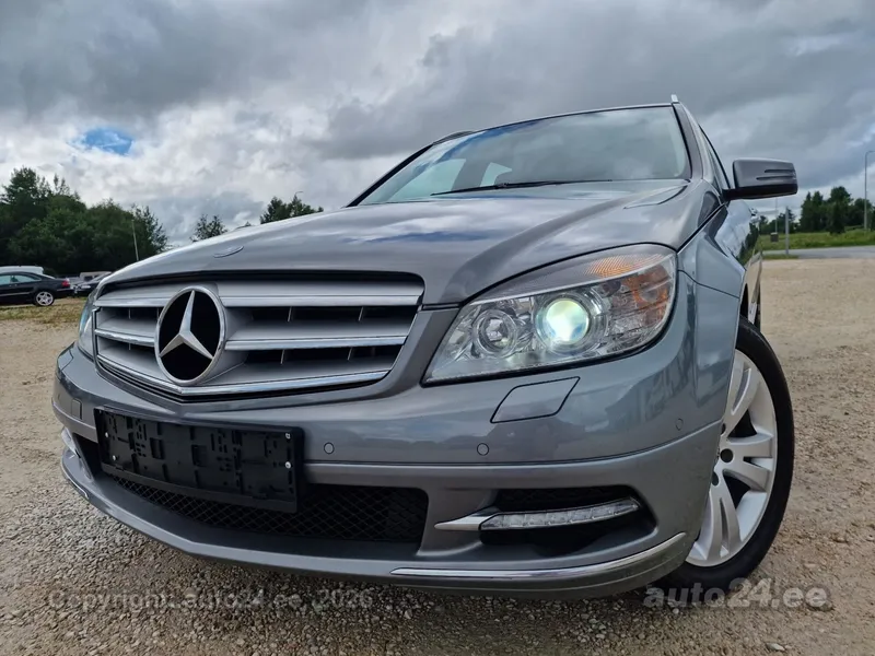 Mercedes-Benz C 220 - 1