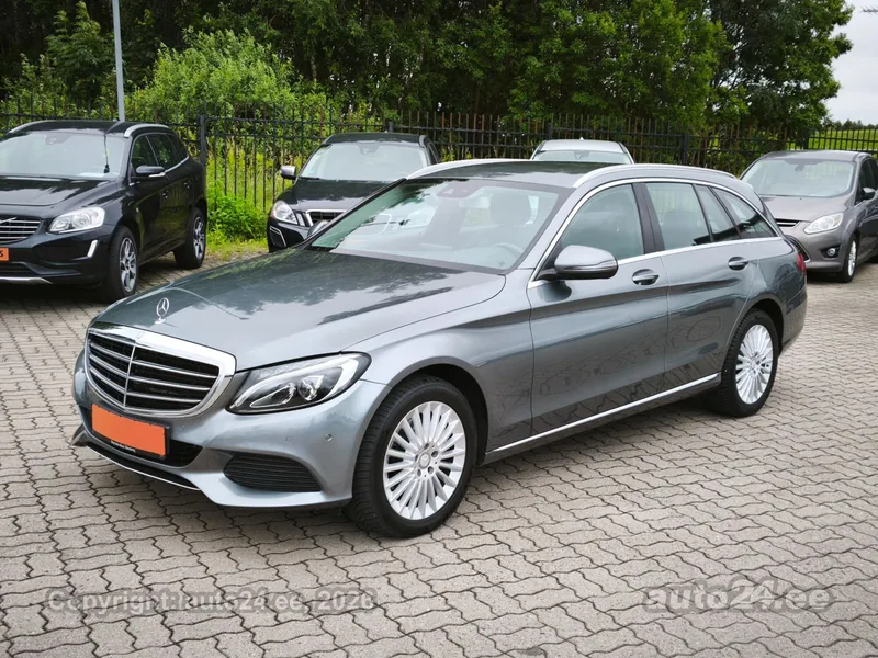 Mercedes-Benz C 220 - 1