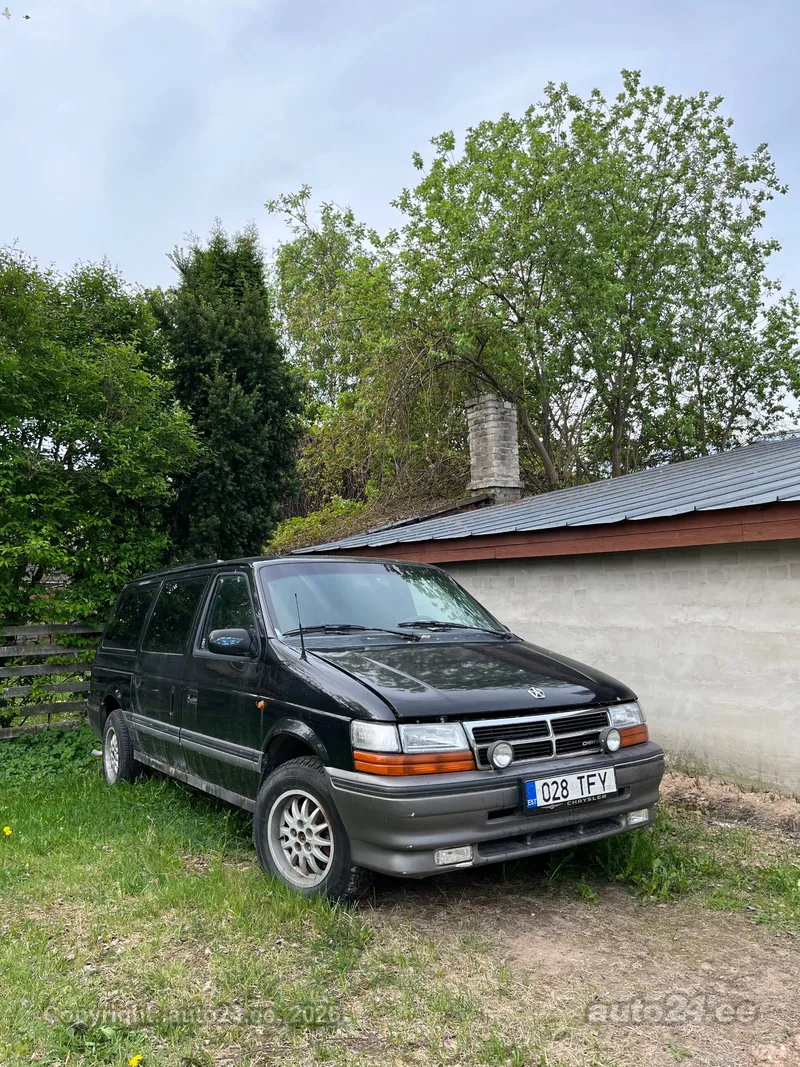 Chrysler Grand Voyager - 1