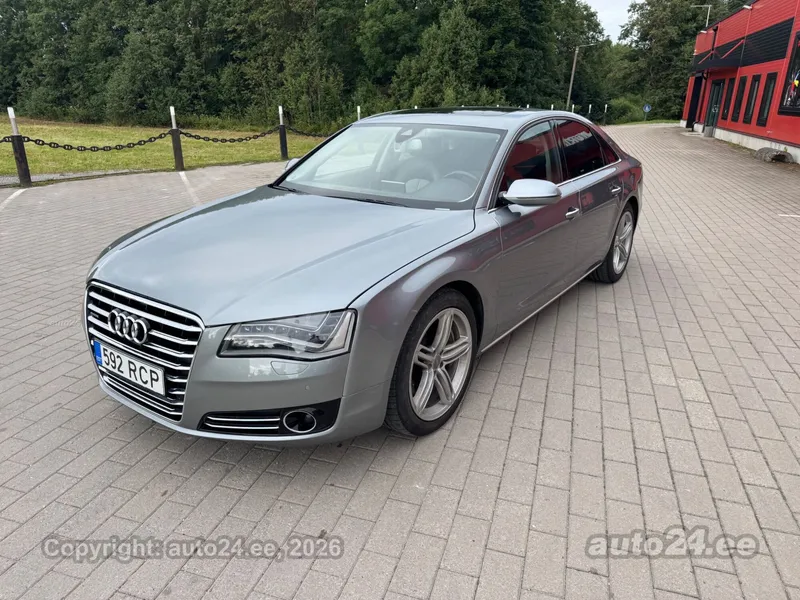 Audi A8 - 1