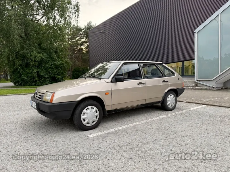 Lada Samara - 1