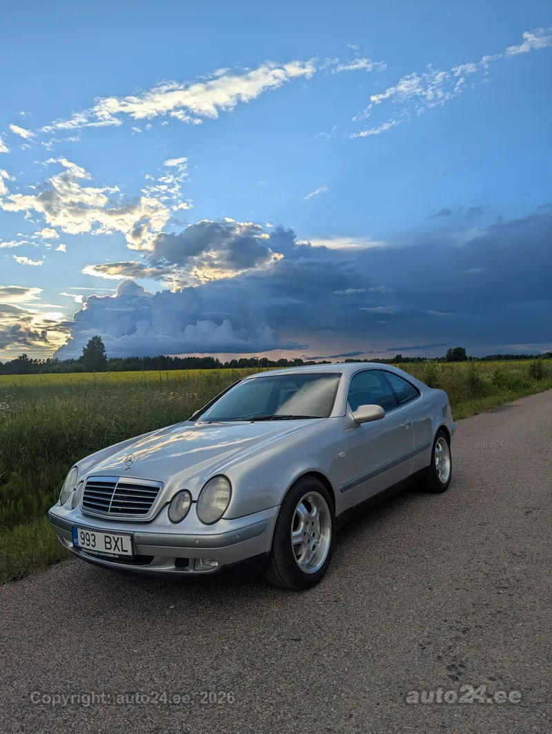 Mercedes-Benz Mercedes-Benz CLK 200