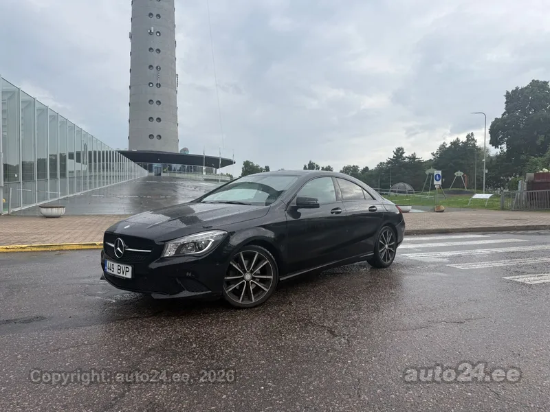 Mercedes-Benz CLA 200 - 1
