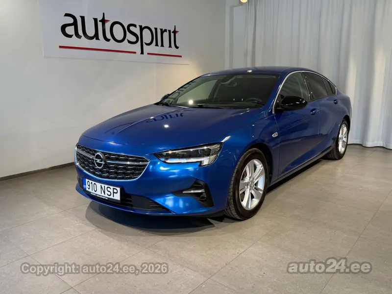 Opel Insignia - 1