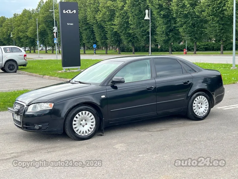 Audi A4 - 1