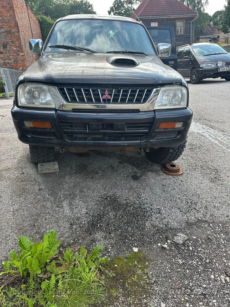 Mitsubishi Mitsubishi L200