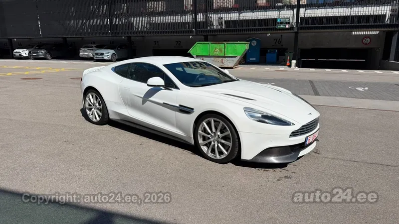 Aston Martin Vanquish - 1