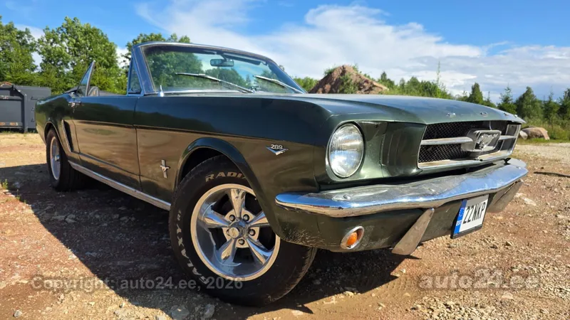 Ford Mustang - 1