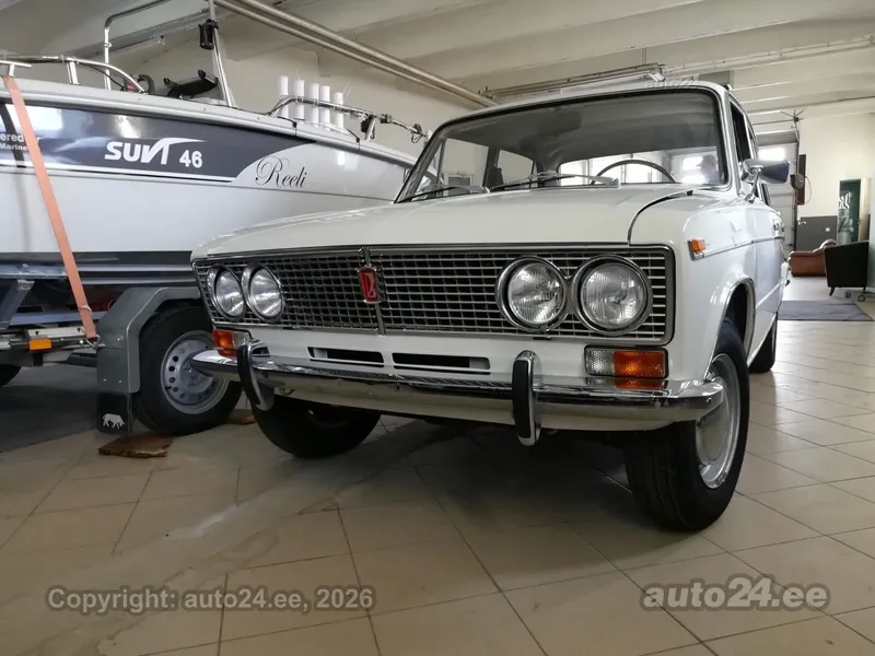 Lada 2103 - 1