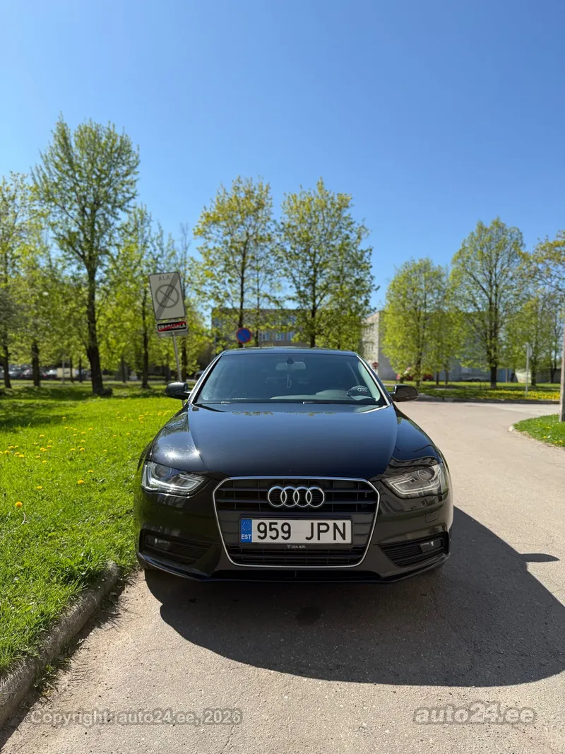 Audi A4 - 1