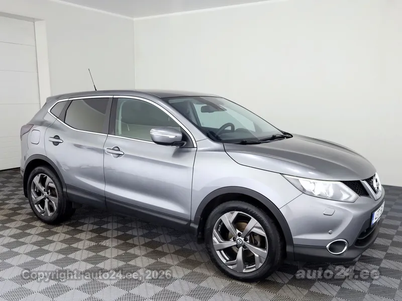 Nissan Qashqai - 1
