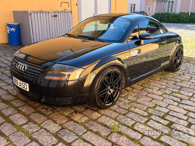 Audi TT - 1