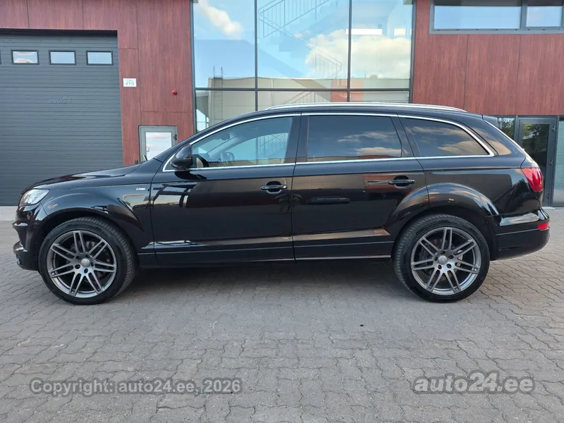 Audi Q7 - 1