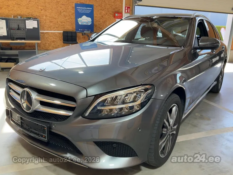 Mercedes-Benz C 220 - 1