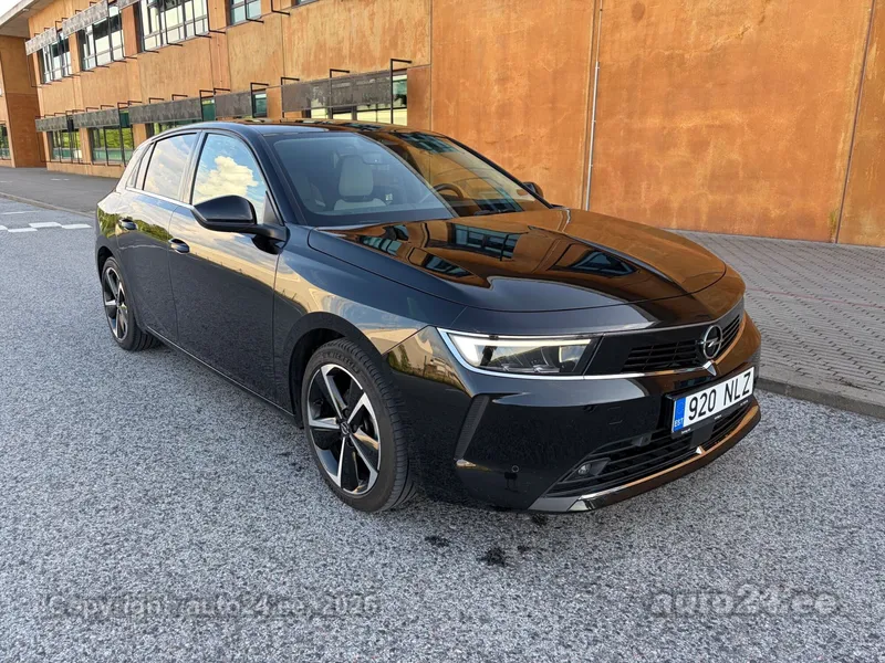 Opel Astra - 1