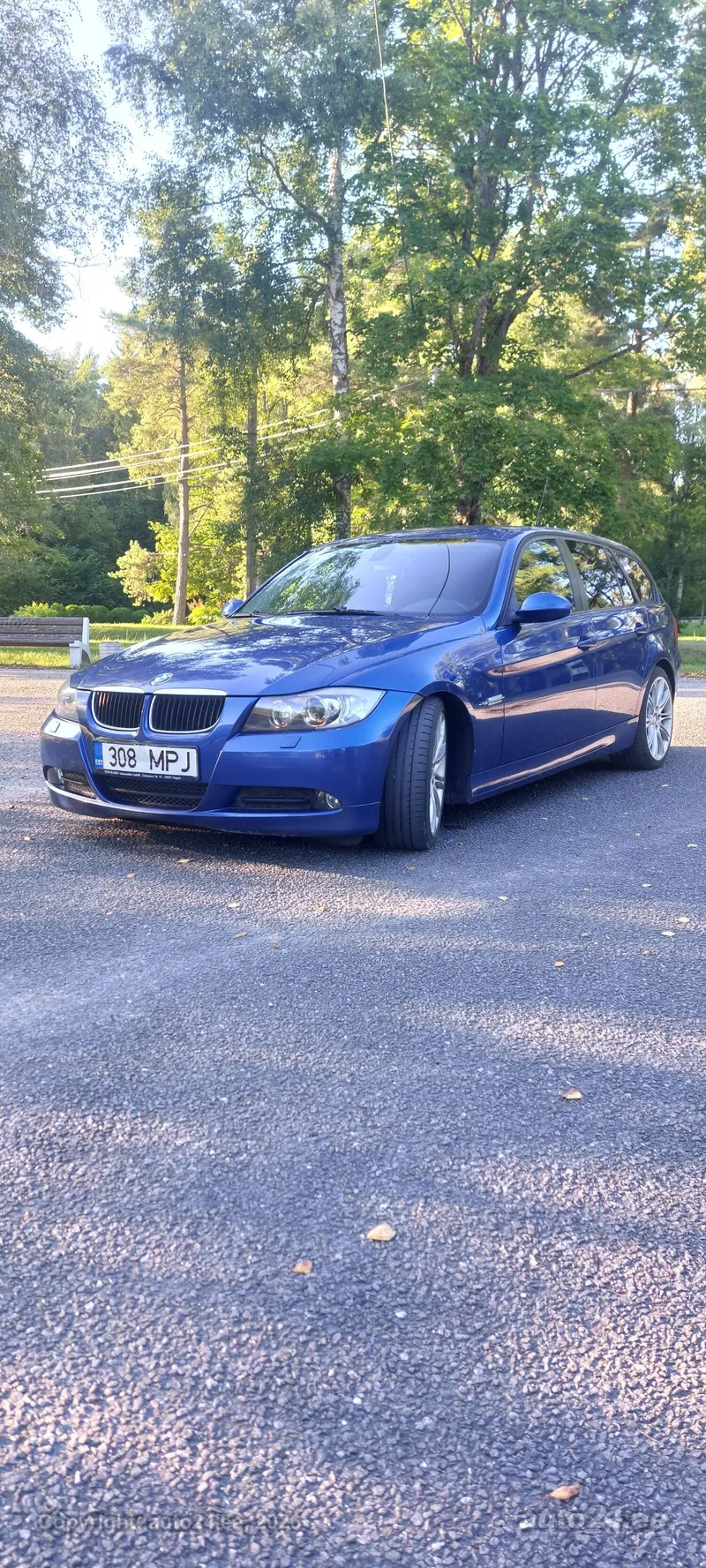 BMW 320 - 1