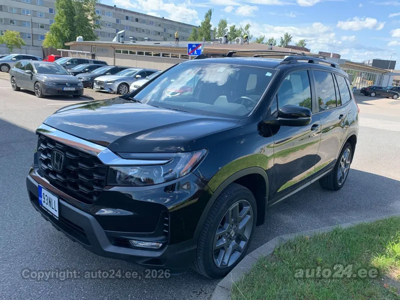 Honda Passport - 1