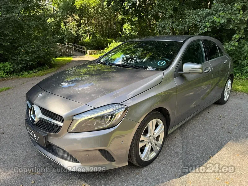 Mercedes-Benz A 180 - 1