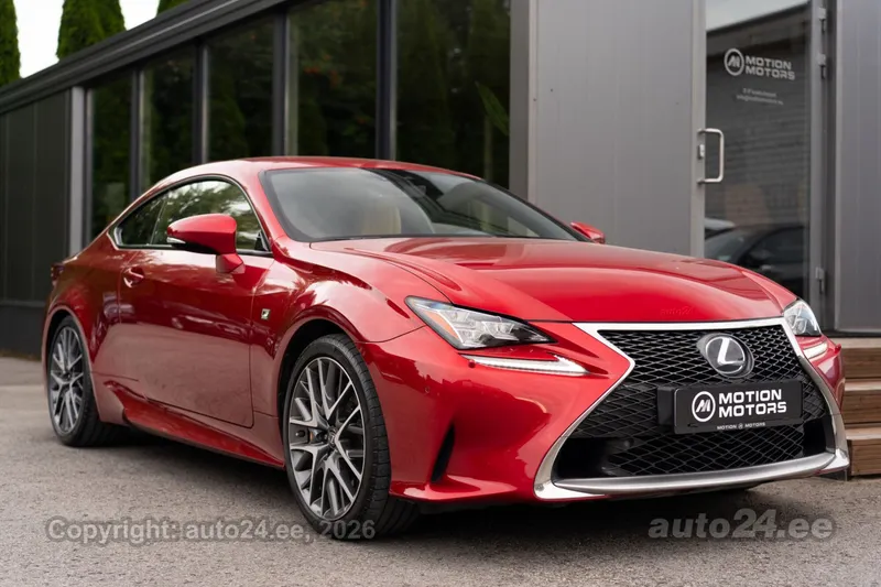 Lexus RC 200t - 1