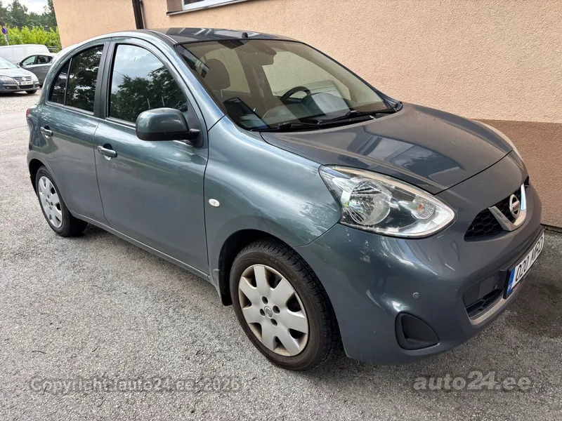 Nissan Micra - 1