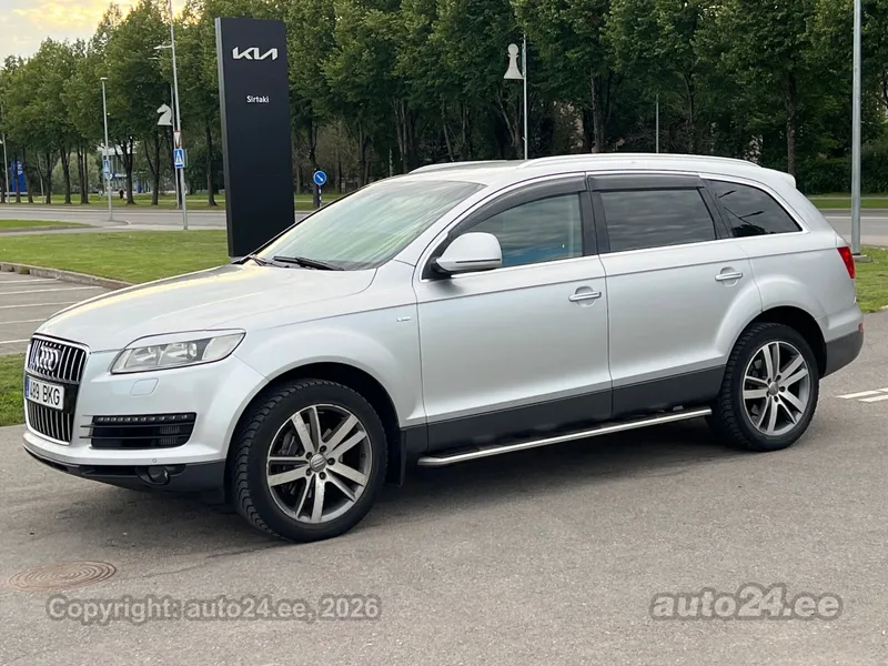 Audi Q7 - 1