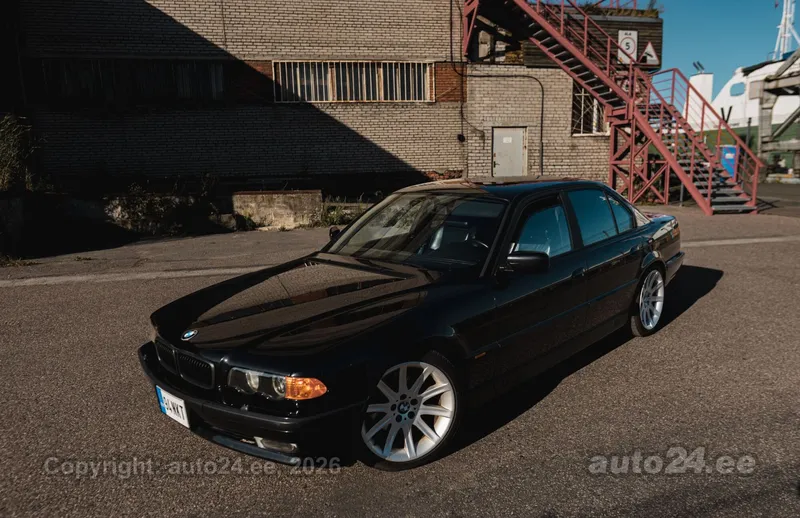 BMW 740 - 1