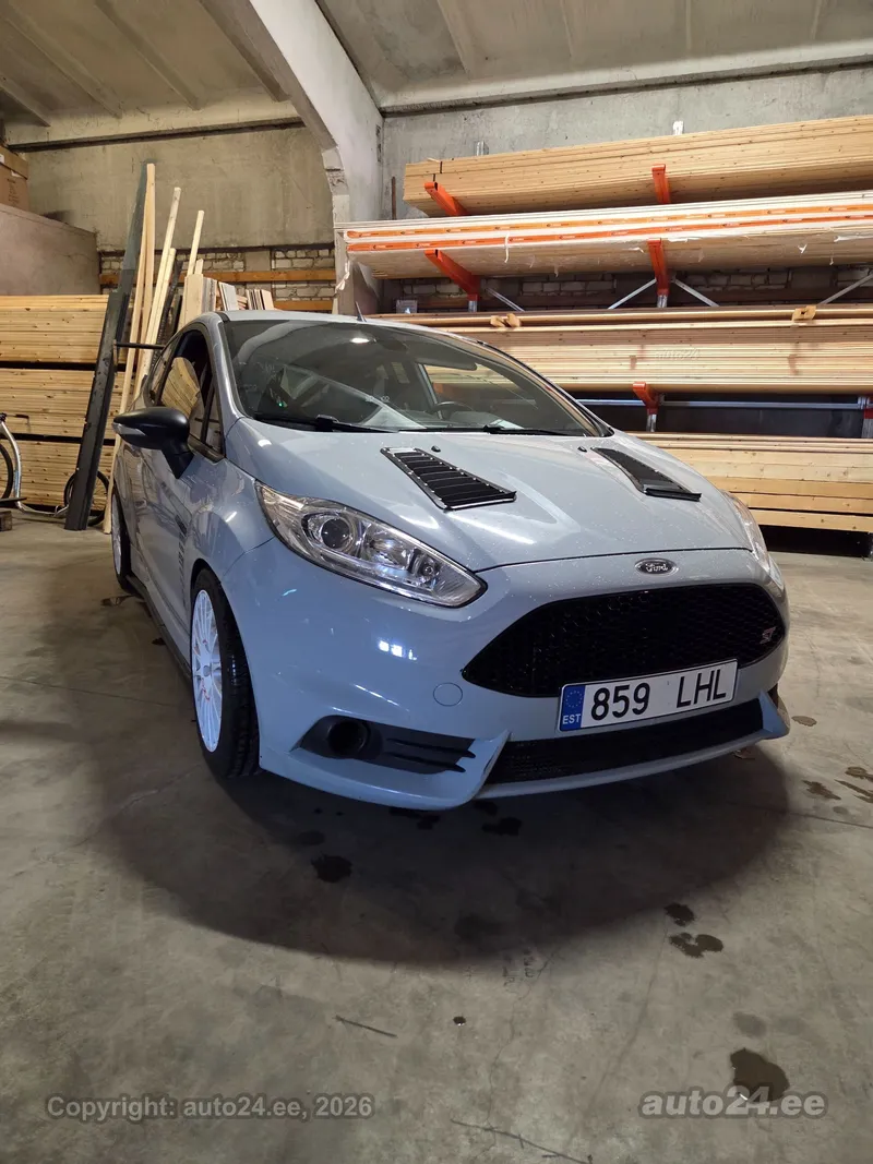 Ford Fiesta - 1