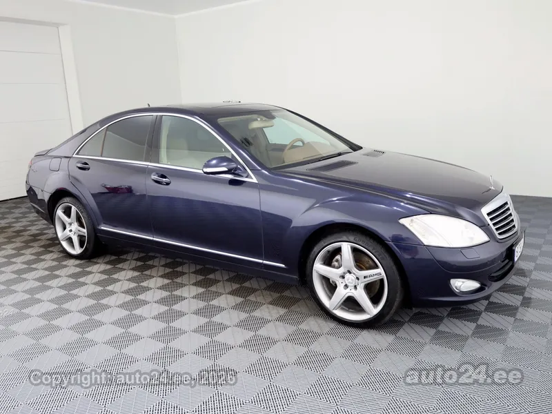Mercedes-Benz S 320 - 1
