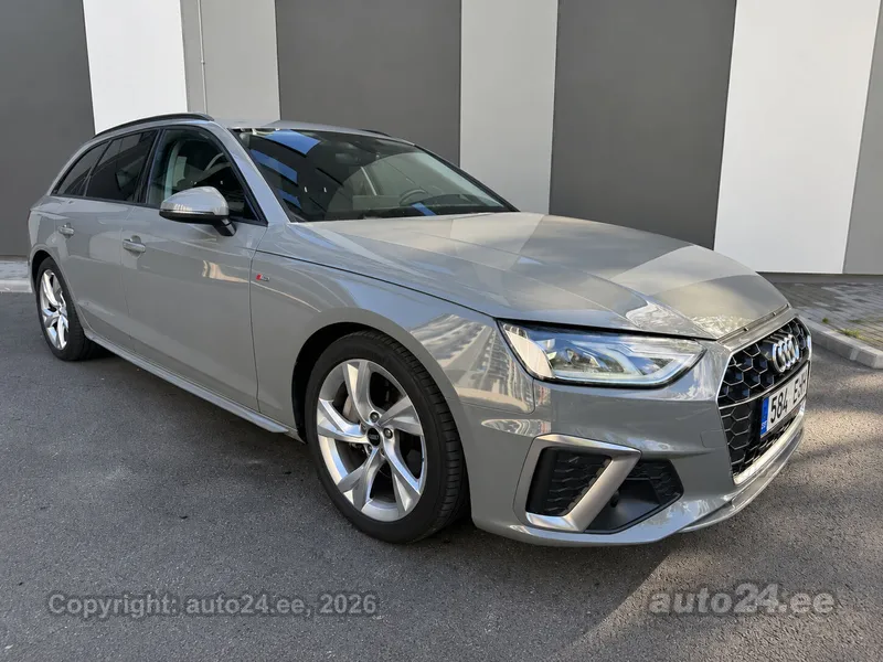 Audi A4 - 1