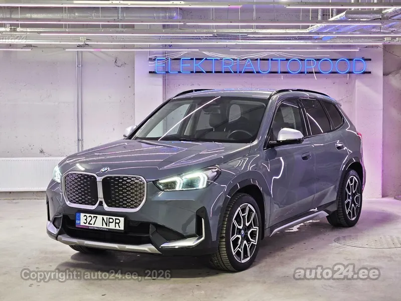 BMW BMW iX1