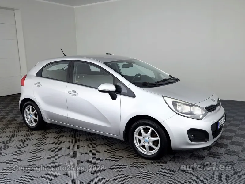 KIA Rio - 1