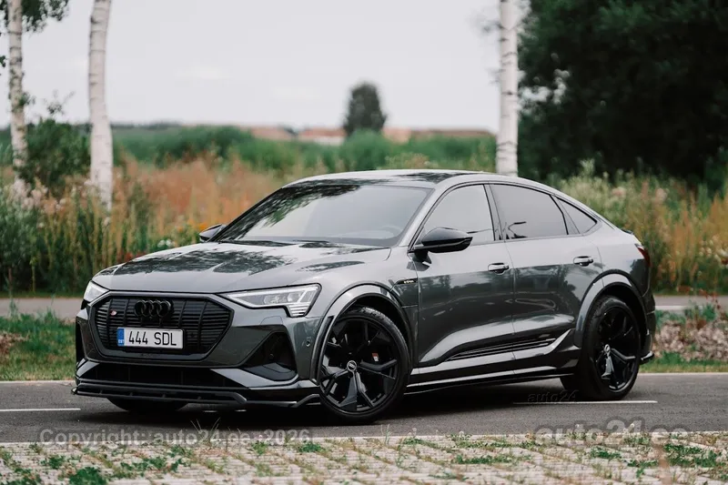 Audi e-tron S - 1