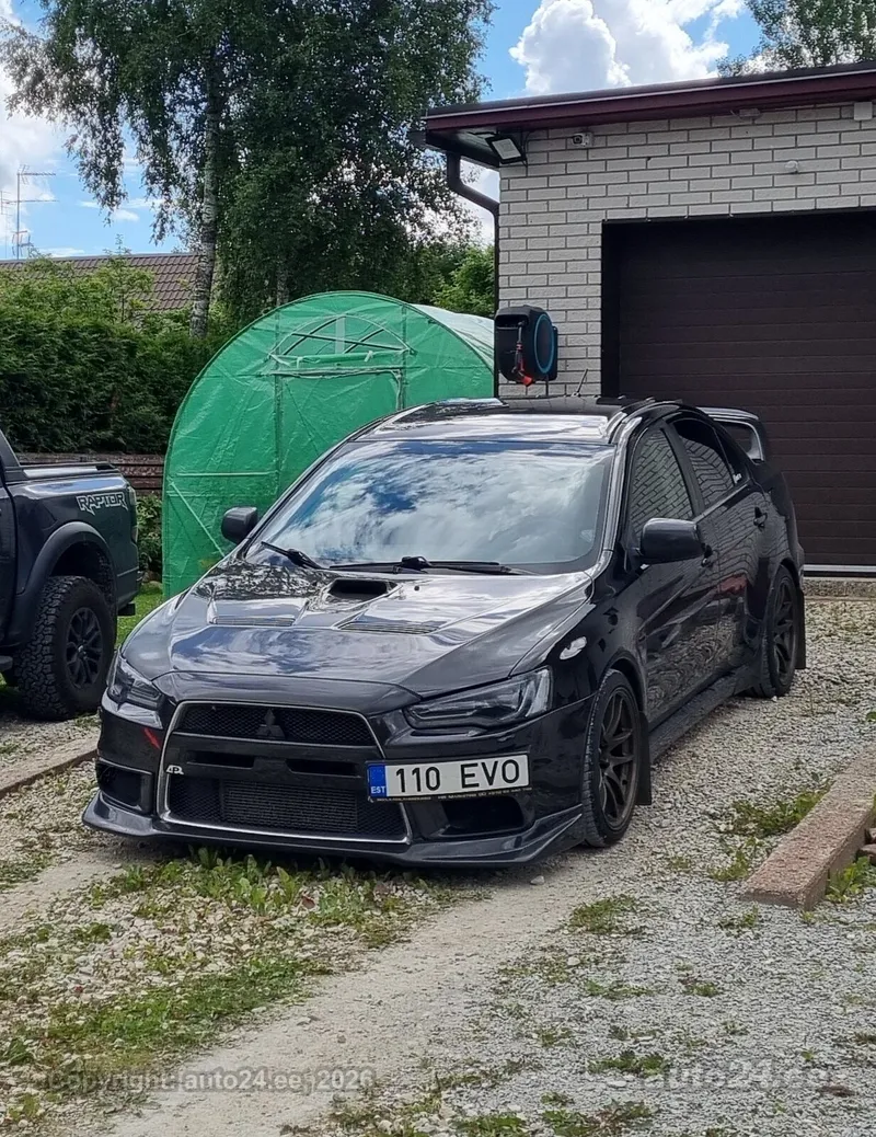Mitsubishi Lancer Evolution - 1