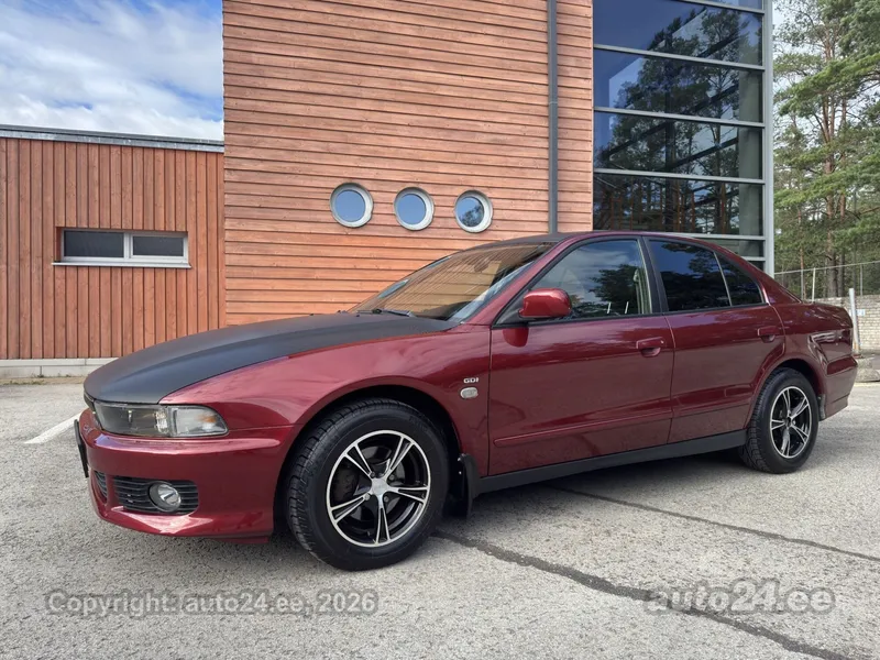 Mitsubishi Galant - 1