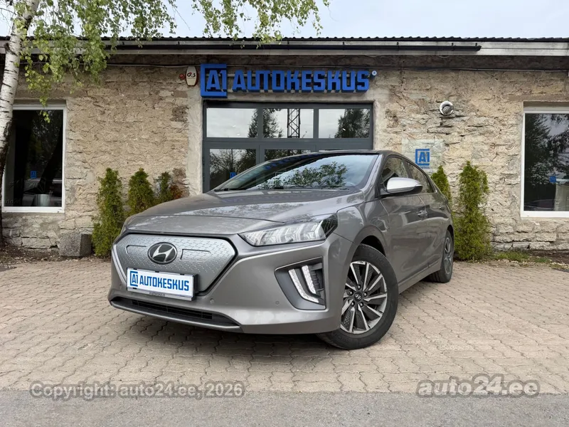 Hyundai Ioniq - 1