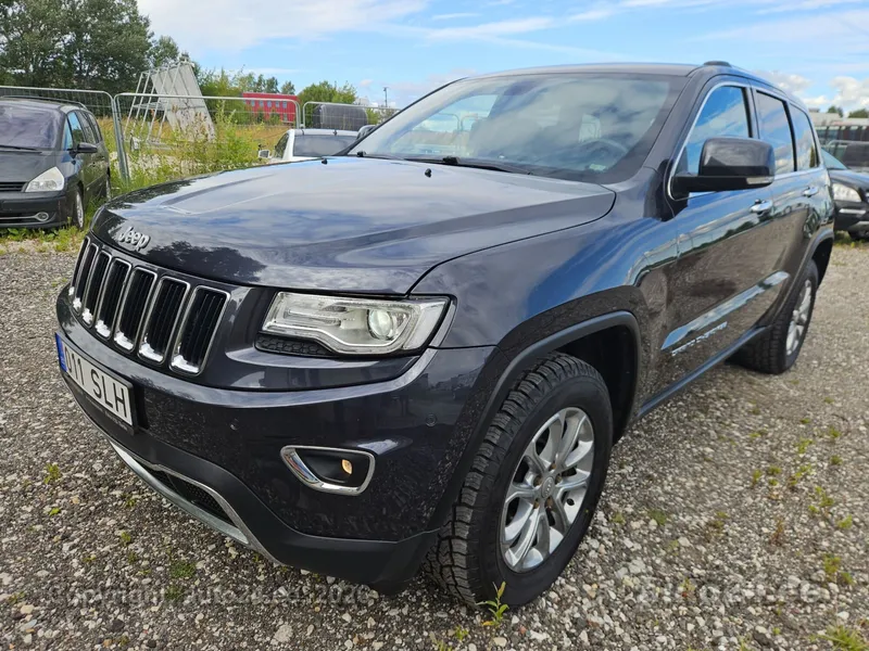 Jeep Grand Cherokee - 1