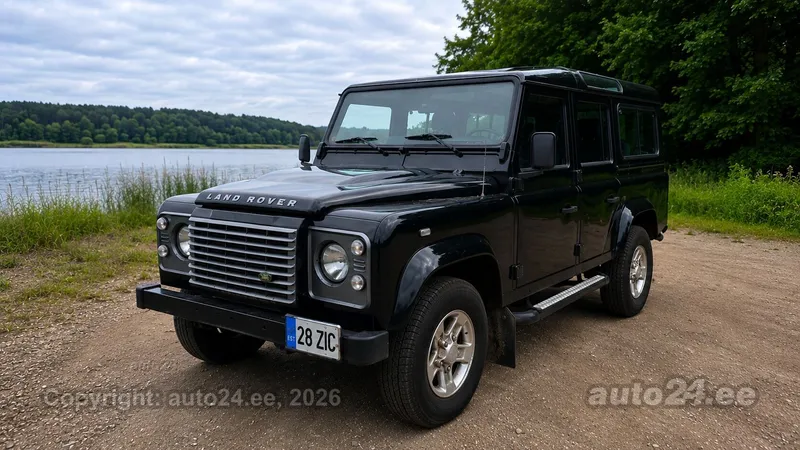 Land Rover Defender - 1