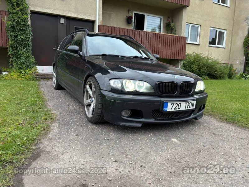 BMW 330 - 1