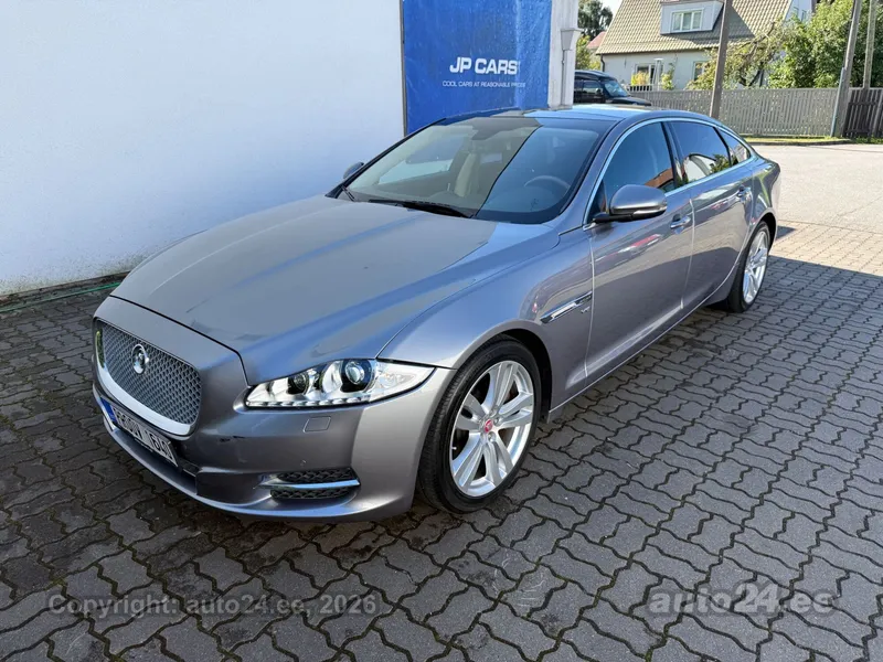 Jaguar XJ - 1