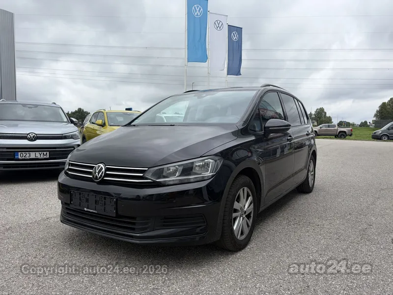 Volkswagen Touran - 1