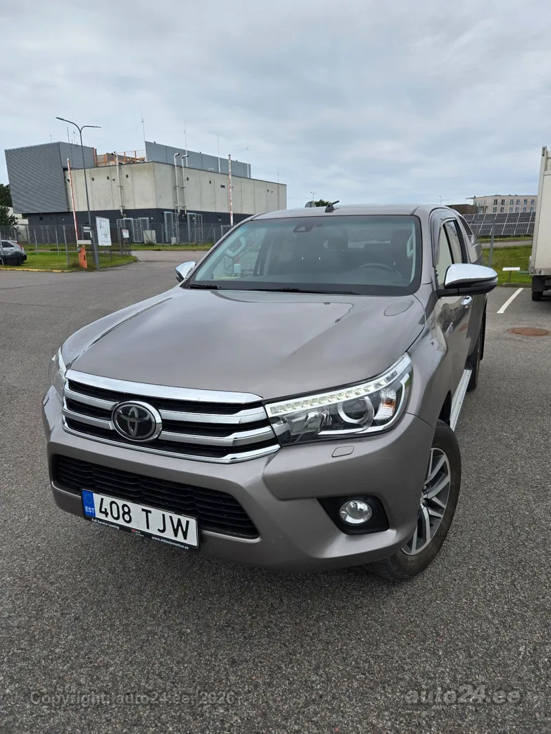 Toyota Toyota Hilux
