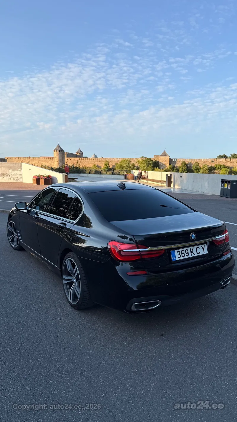 BMW 730 - 1