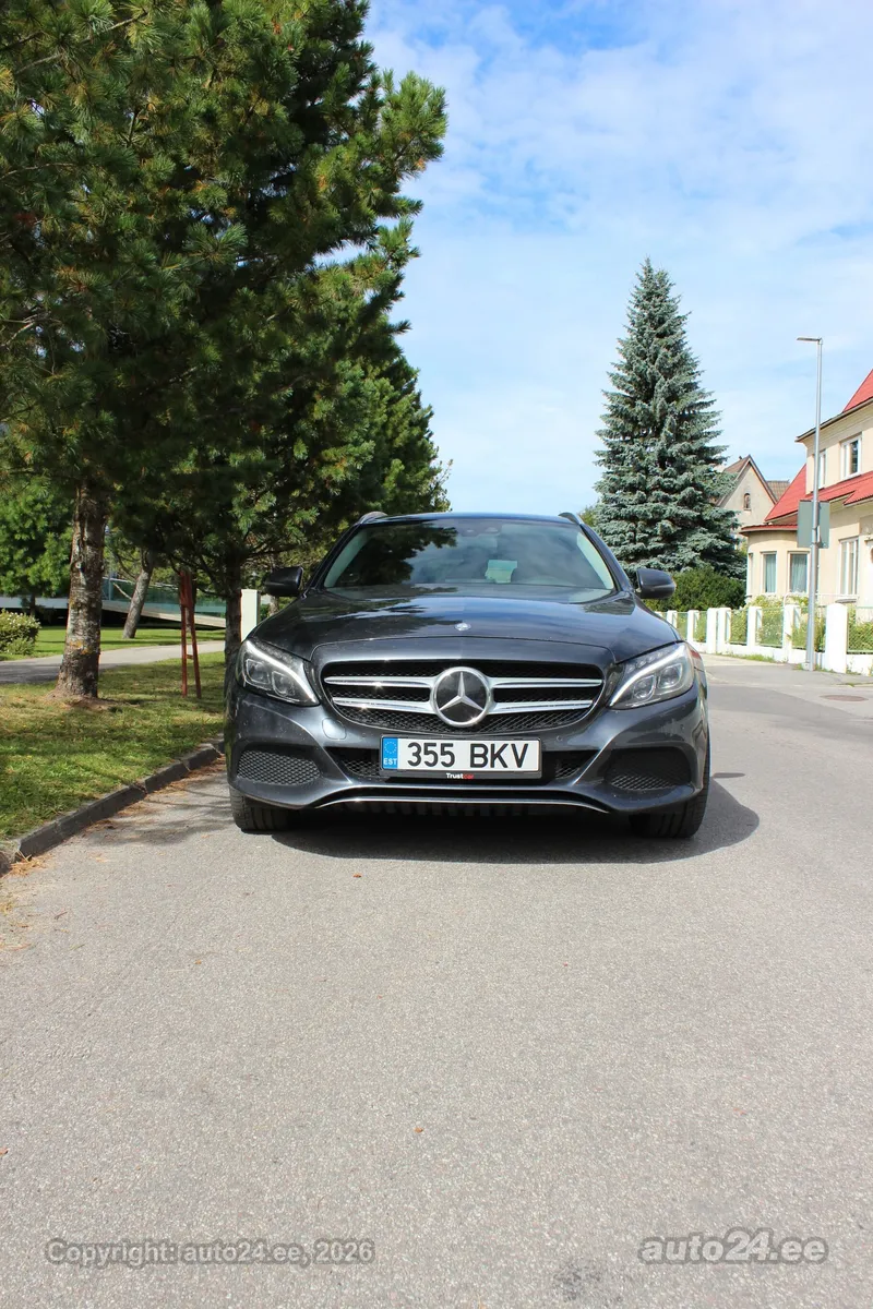 Mercedes-Benz C 350 - 1