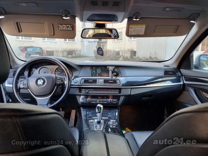 BMW 520 - 1