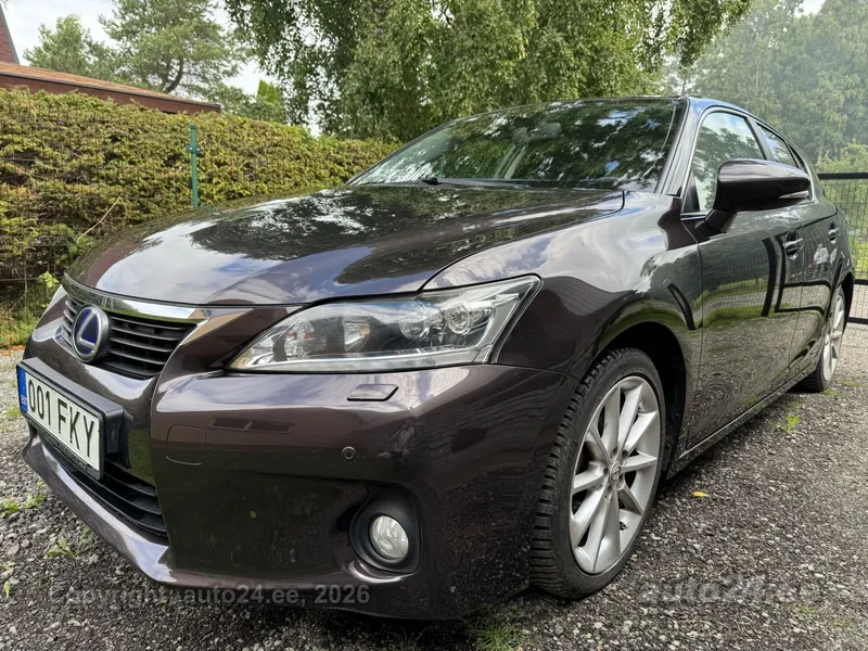 Lexus CT 200h - 1