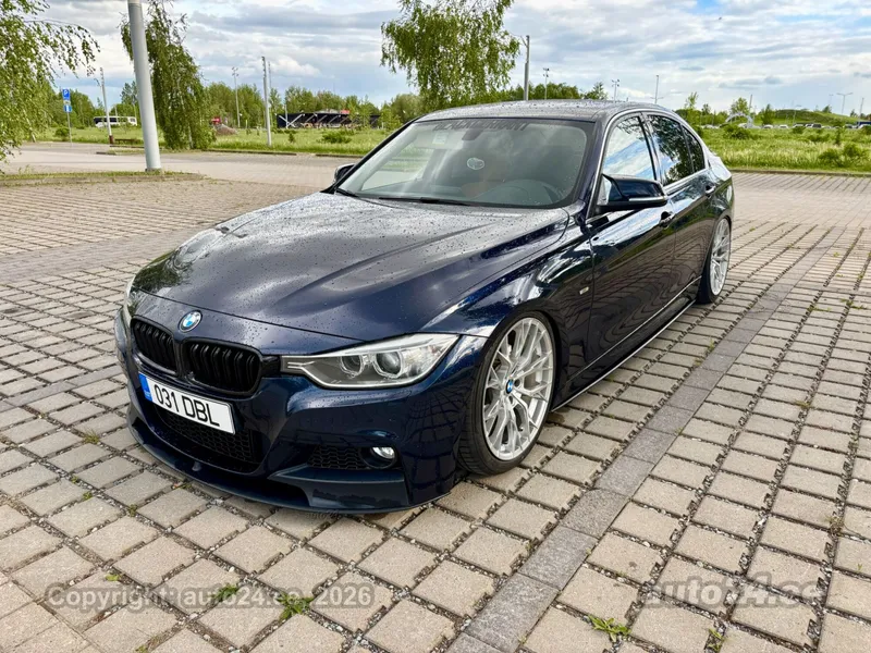 BMW 320 - 1