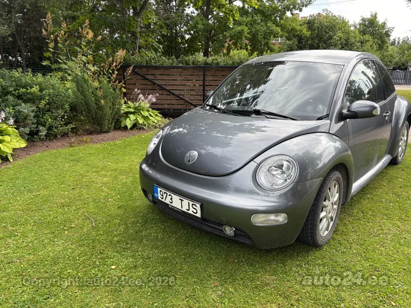Volkswagen New Beetle - 1