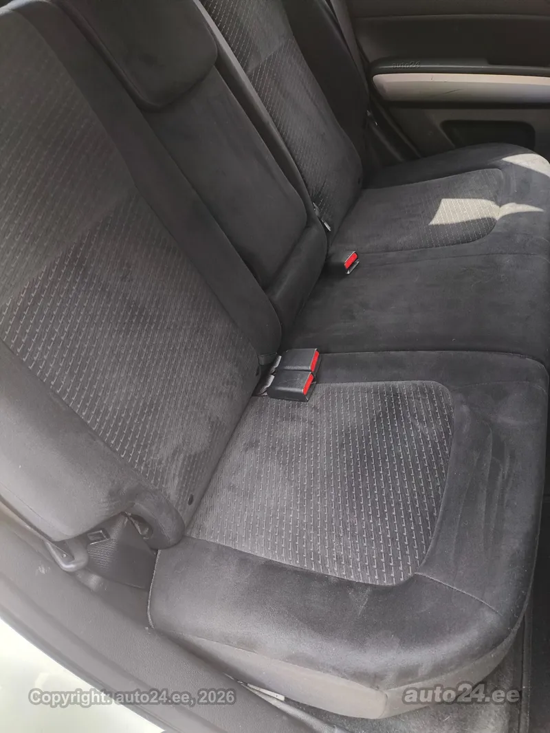 Nissan X-Trail - 1