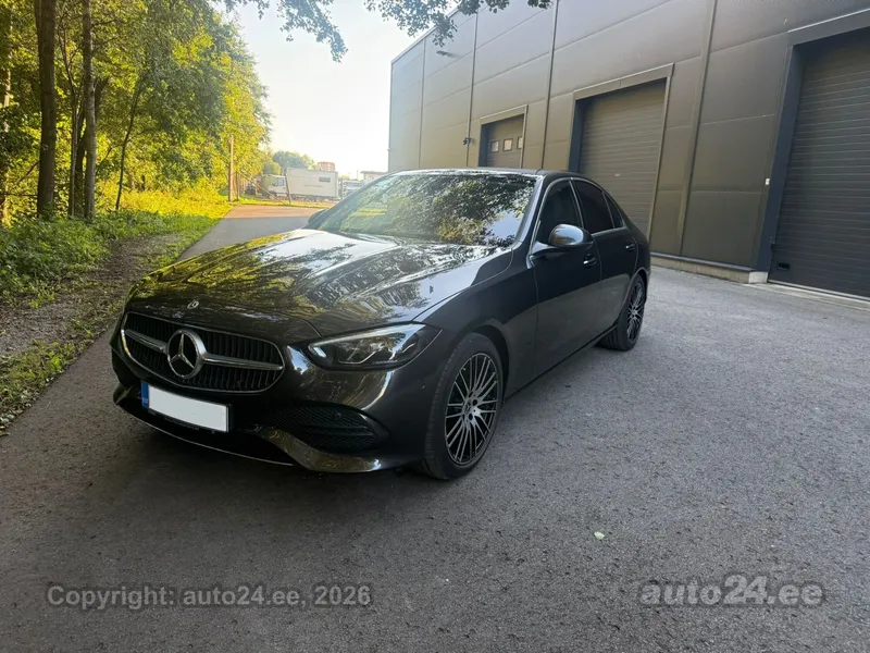 Mercedes-Benz Mercedes-Benz C 220
