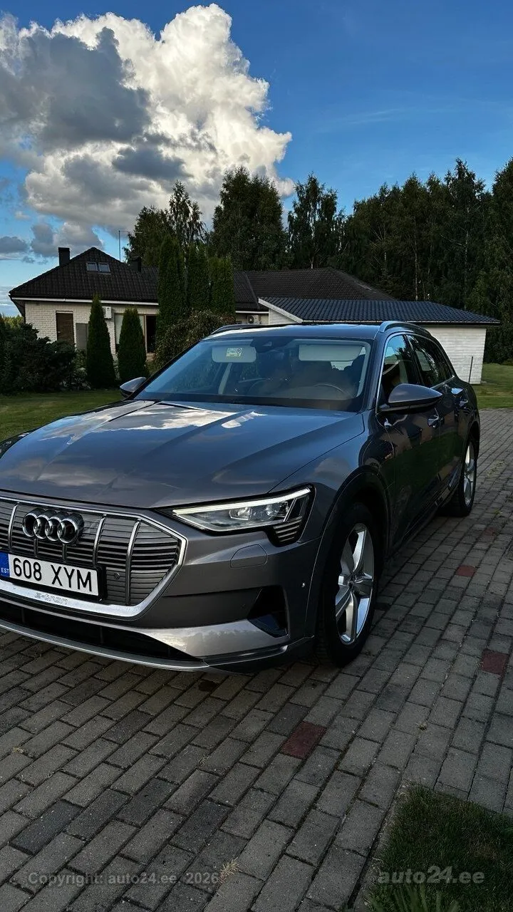 Audi e-tron - 1